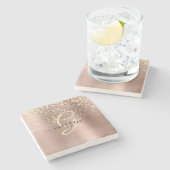 Gold Glitter, Gold Monogramm, Schwarzer Schriftnam Steinuntersetzer (Seitenansicht)