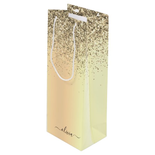 Gold Glitter Metal Monogram Glam Name Geschenktüte Für Weinflaschen (Vorderseite Schrägansicht)