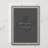 Gold Glitter schwarzes Monogramm Initial Hochzeit Einladung (Rückseite)