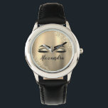 Gold Glitter Sparkle Eyelashes Monogram Name Armbanduhr<br><div class="desc">Gold Imitate Foil Metallic Sparkle Glitzer gebürstete Metal Monogram Name and Initial Eyelashes (Lashes),  Eyelash Extensions and Eyes Makeup Watch. Das macht den perfekten 16 Geburtstag,  Hochzeit,  Brautparty,  Jubiläum,  Babydusche oder Junggeselinnen-Abschied Geschenk für jemanden,  der sein Zimmer im trendigen coolen Stil dekoriert.</div>