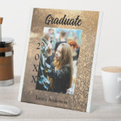 Gold Glitzer Foto Abschluss Namensklasse Sockelschild (In Situ)