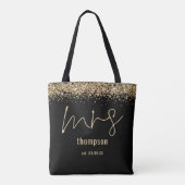 Gold Glitzer Script Mrs. Name Date Bride Black Tasche (Rückseite)