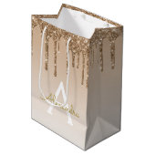 Gold Glitzer & Sparkle Luxus Monogram Mittlere Geschenktüte (Vorderseite Schrägansicht)