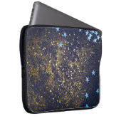 Gold Glitzer und glitzernde blaue Sterne auf schwa Laptopschutzhülle (Vorne Rechts)