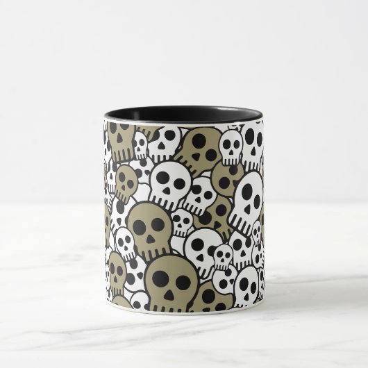 Gold Gothic Skull Muster Print Tasse (Zentrum)
