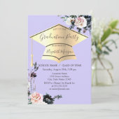 Gold Grad Cap, Blume Leichter Lila Abschluss Einladung (Stehend Vorderseite)