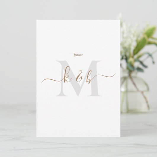 Gold & Gray Monogram Swash Script Bride Partys Einladung (Stehend Vorderseite)