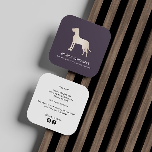 Gold Great Dane Dog Walker Trainer Welpe sitzen Quadratische Visitenkarte