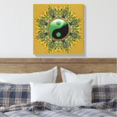 Gold Green Balance Medical Mandala Leinwanddruck (Insitu (Schlafzimmer))