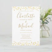 Gold Hearts Confetti Elegantes Script Foto Hochzei Einladung (Stehend Vorderseite)