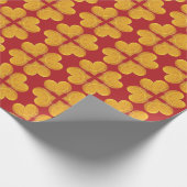 Gold Hearts on Red Four Hearts Geschenkpapier (Ecke)