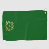 Gold Heraldic Shield Monogram On Green Golfhandtuch (Horizontal)