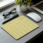 Gold Herringbone Mousepad<br><div class="desc">Modernes Chic Herringbone-Muster</div>