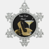Gold High Heel Schuhe und Martini Schneeflocken Zinn-Ornament (Vorderseite)