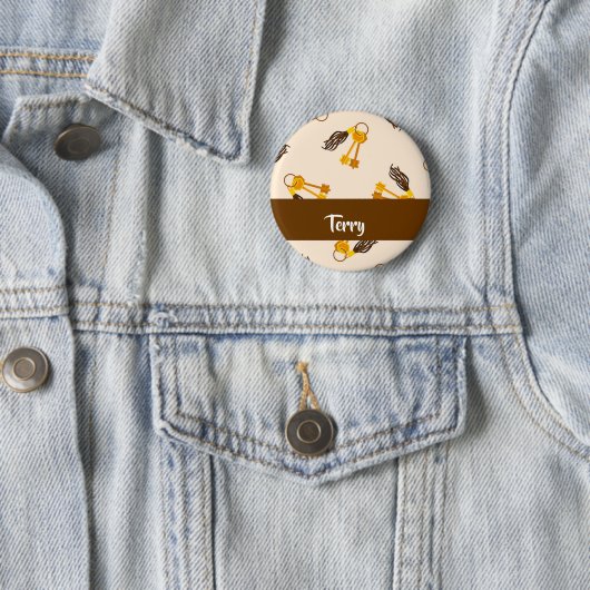 Gold House Keys on Pink Button (Beispiel)