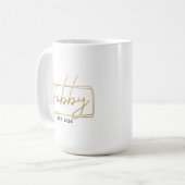 Gold Hubby Custom EST Year Wedding Anniversary Kaffeetasse (Vorderseite Links)