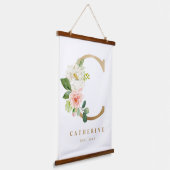 Gold Hübsche florale Monogram Letter C Baby Kinder Wandteppich Mit Holzrahmen (Gewinkelt)