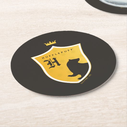 Gold HUFFLEPUFF™ Outlined Crown Wappen Runder Pappuntersetzer (Angewinkelt)