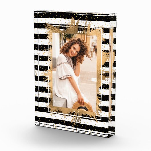 Gold Imitate Fossil auf Schwarz-weißen Streifen Fotoblock (Rechts)