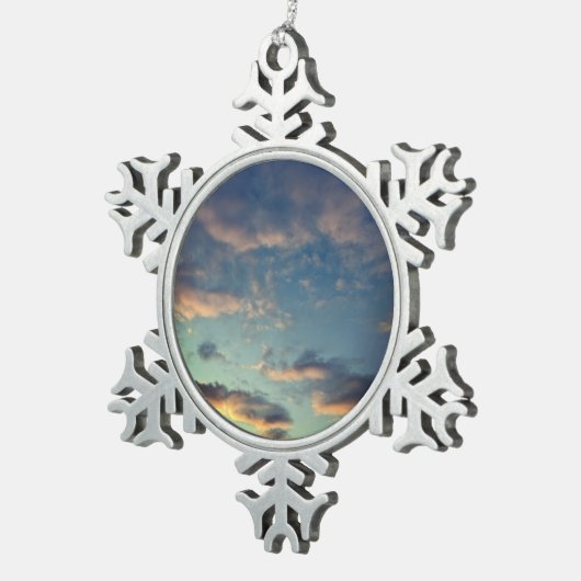 Gold in den Wolken Schneeflocken Zinn-Ornament (Rechts)