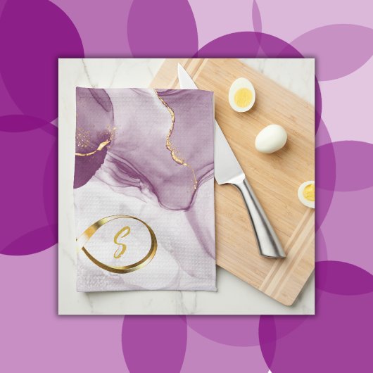 Gold Infinity Initial Monogram auf lila und gold Geschirrtuch