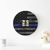 (Gold) Kapitän Thin Blue Line Distressed Flag Große Wanduhr (Zuhause)