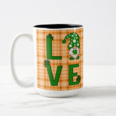 Gold Kariert St Patrick's Day LIEBE Gnome Kleeblat Zweifarbige Tasse (Links)