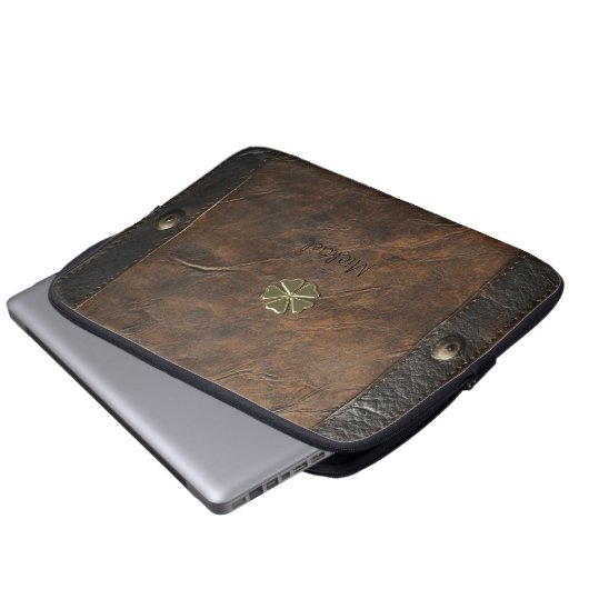Gold Kleeblatt St.Patrick`s Day, Braunleder Laptopschutzhülle (Vorne Knopf)