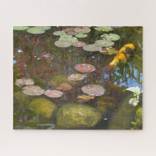 Gold Koi in Lily-Teich Puzzle
