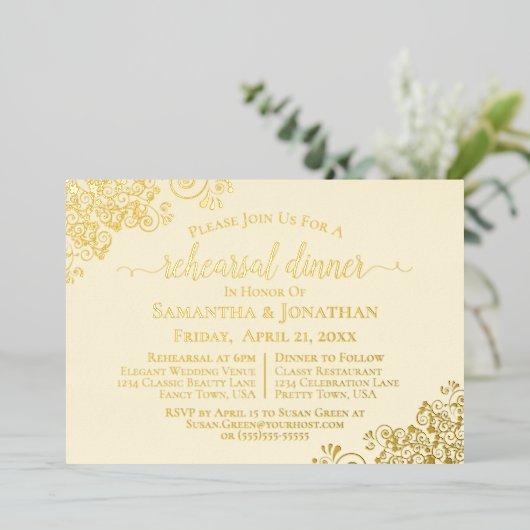Gold Lace Elegante Cream Wedding Probe Dinner Folieneinladung (Stehend vorne)