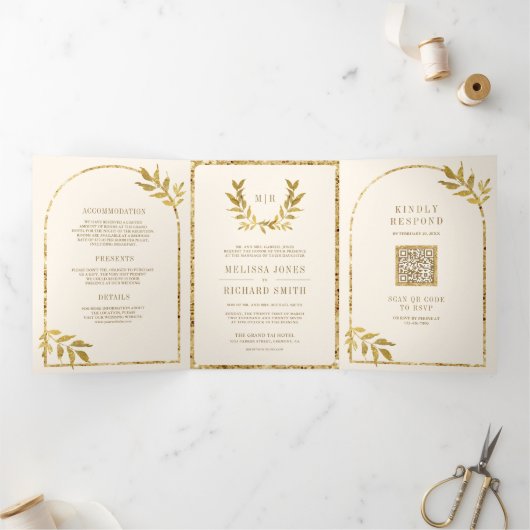 Gold Laurel Wreath Blätter Cream Wedding Dreifach Gefaltete Einladung (Innenseite)