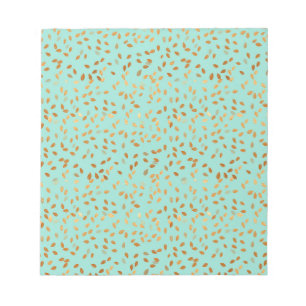 Gold-Leaf-Konfetti-Muster auf Minze Notizblock