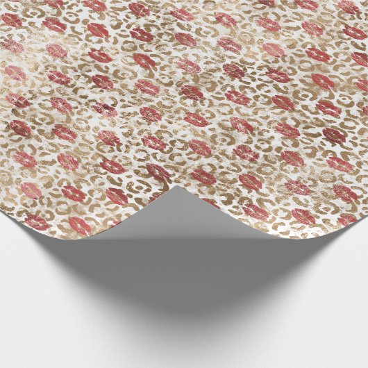 Gold Leopard Print Red Lips Geschenkpapier (Ecke)