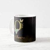 Gold Letter O Butterfly Tasse Design (Vorderseite Links)