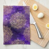 Gold & Lila Galaxy Dharma Mandala Muster Geschirrtuch (Viertel Falte)