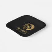 Gold Lion Leo Happy Birthday mit Namen Pappteller (Gewinkelt)