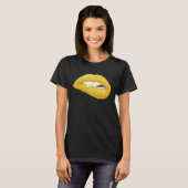 Gold Lips Biting Lipstick Makeup T-Shirt (Vorne ganz)