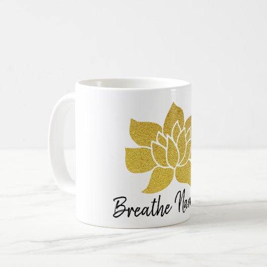 *~* Gold Lotus atmen Namaste goldenes Lotus Weiß Kaffeetasse (Vorderseite Links)