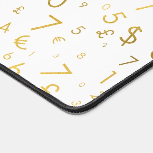 Gold Luxury Numbers & Currency Symbols Muster Schreibtischunterlage (Ecke)