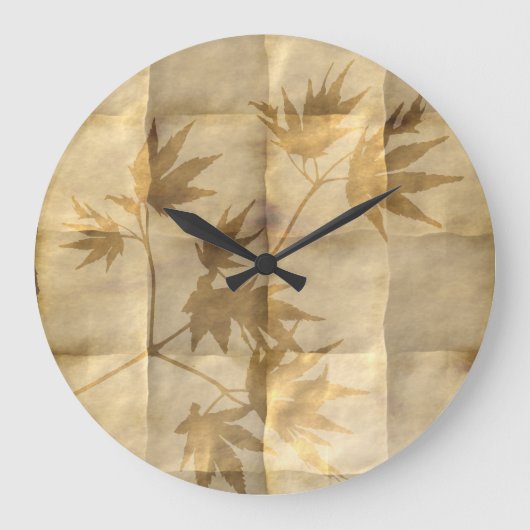 Gold maple leaves on parchment paper elegant große wanduhr (Vorderseite)