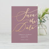 Gold Mauve Script Typografie Save The Date (Stehend Vorderseite)