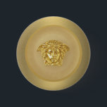 Gold Medusa Medallion Button<br><div class="desc">Runder Knopf mit dem Bild einer Medusa Medusa Medaille aus Gold. In der griechischen Mythologie wurde Medusa von dem griechischen Held Perseus geköpft, der dann ihren Kopf als Waffe benutzte, bis er es der Göttin Athena gab, um auf ihrem Schild zu platzieren. In der klassischen Antike erschien das Bild des...</div>