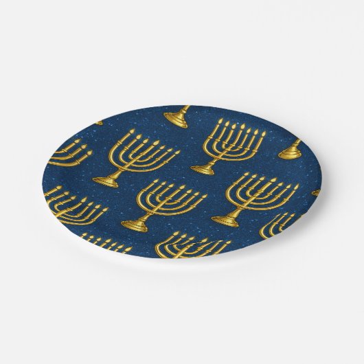 Gold Menorah Pattern Hanukkah Pappteller (Schrägansicht)