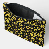 Gold-Metallmuster-Pfoten auf schwarzem Hintergrund Zubehörtasche (Offen)