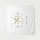 Gold Minimalistic Monogram Just Married Reception Wandteppich (Vorderseite (Horizontal))