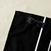 Gold Mit Monogramm Schwarz-weiße Racing Stripes Po Strandtuch (Beispiel)