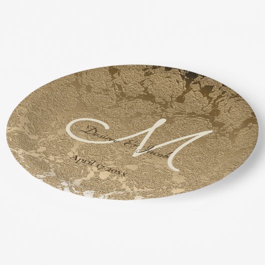 Gold Monogram Elegant Moderne Hochzeit Pappteller (Schrägansicht)