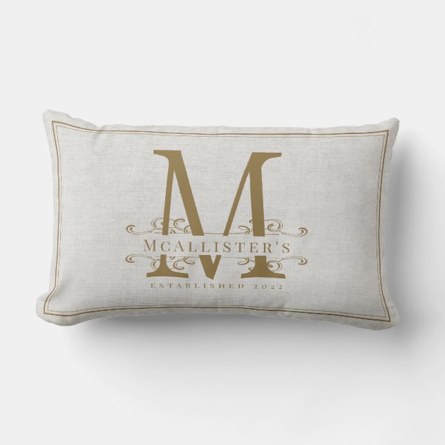 Gold Monogram Family Neu geworfene elegante Linen Lendenkissen (Vorderseite)