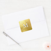 Gold Monogramm Schwung Schrift Quadrat Hochzeit Quadratischer Aufkleber (Umschlag)