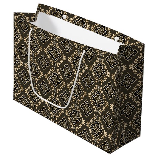 Gold n Brown Geometric Pattern / Indische Printwer Große Geschenktüte (Vorderseite Schrägansicht)